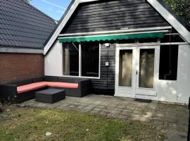 3 bedrooms Family House till 6 p Near Amsterdam & Sea, hotel en Opmeer