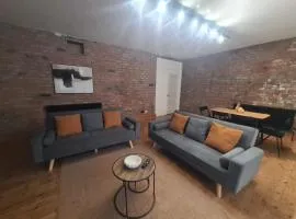 Stylish modern 2 bedroom apartment