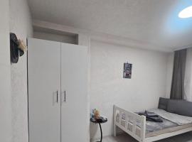 SARA TOUR APART Hostel, hotel i Skopje