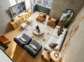 Gaslamp Row House - Sleeps 8 Private Garage AC