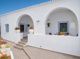 Aroura Homes Spetses 3BR 2BA, villa in Spetses