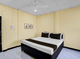 Hotel O Chaitanya Lodging, ξενοδοχείο σε Chikalthān