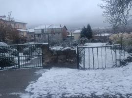 Casa rural Regajo Lobos, hotel v destinaci San Bartolomé de Béjar