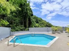 Cosme Velho: Luxo e Piscina para 8 Pessoas