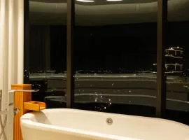 Red River Panorama 3BR - Ở Space Homestay Ecopark Landmark Onsen 1