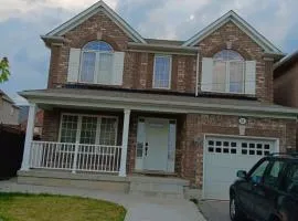 House near Toronto Pearson Airport