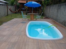 Chalé de Madeira, a 60m do mar em condomínio, hotel a Vera Cruz de Itaparica