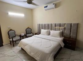 Royal Continental DHA Karachi, hotel poblíž Mezinárodní letiště Jinnah - KHI, Karáčí