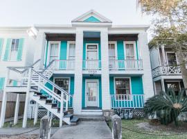 Downtown Delight Close to Strand and Cruise Terminals, Hotel in Galveston