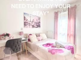 Premium Room Paris La Défense Arena, hotel v destinaci Nanterre