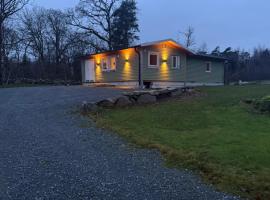 Mysig stuga Buared - Family nature stay, kotedžas mieste Varberg