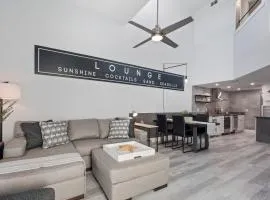 Stylish Modern 2 Bed 2Bath Loft at Royal Mansions