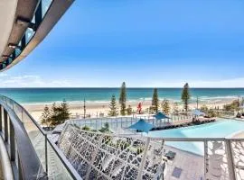 Soul on the Esplanade - HR Surfers Paradise