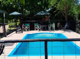 Complejo Los Ciruelos, bungalow in San Rafael