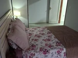 Pequena Casa Búzios - Confortável para casal com garagem
