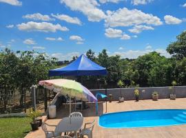 Chácara do Vovô Marcio - Perto da Cruz todos Povos, hotel em Divinópolis