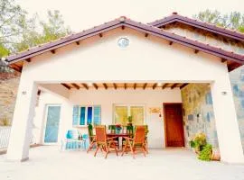 Gazingstars Cottages Agridia