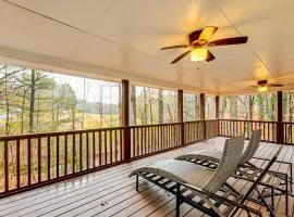 Tasteful Unit with Pool Table 7 Mi to Lake Altoona!