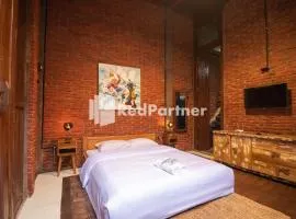 Djawata Resort & Gallery near Desa Wisata Kasongan Yogyakarta RedPartner