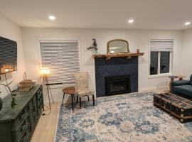 Colwood Hidden Home, hotel i Colwood