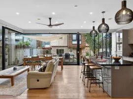 Modern Homestay near Sydney CBD, Leichhardt - Little Italy