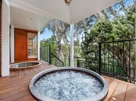 Moonah Garden Retreat – 950m to Bridgewater Bay
