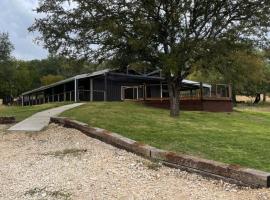 Spotted fawn ranch, hotel a Gatesville