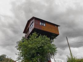 Trini Treehouse By GEstores: Huasca de Ocampo şehrinde bir otel