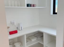 Your Country View Nest, hotel i Christchurch