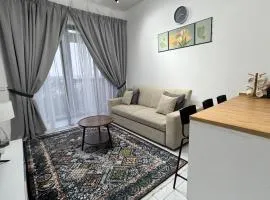 Sky Trees Bukit Indah netflix and wifi