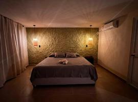 Hojarasca Lodge, chal&eacute; alpino em Puerto As&iacute;s