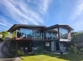 Peninsular Lakefront