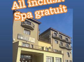 Hotel Abi, ξενοδοχείο σε Baile Felix