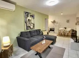 Art Home - 1,5 km από το κέντρο της Λαμίας