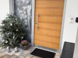 Gästezimmer, 45min vom nächsten Skigebiet, mit Ladesäule