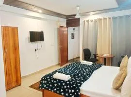 Kerala Home Stay - Walking Distance From Nizamuddin Railway Station