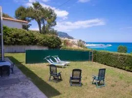 Trilocale con giardino a pochi passi dalla spiaggia - N127