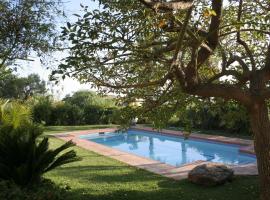 Malaga Sunshine Rentals - Villa Buenavista - El Higuerón I, hotel v destinaci Mijas