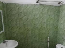 Lahat garden Apart، فندق في Lahat