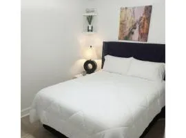 Zen Gem Near Downtown Detroit and Grosse Pointe