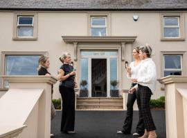 Simmy View 5 Star, Hotel in Killinchy