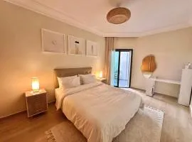 Modern Comfort Studio, la corniche