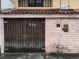 Aconchego e paz casa em Itacuruça, independente 10 minutos da praia