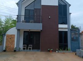 Michelia 789, vila v destinaci Singkawang