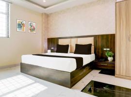 Hotel O The Skies, hotel cerca de Aeropuerto de Kanpur - KNU, Juhi Bari