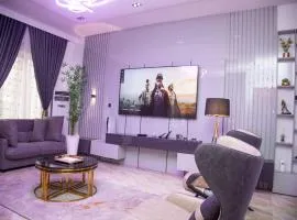 4-Bedroom House around VGC, Lagos with Workstation Sig6