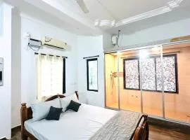 SALT beach resort classic