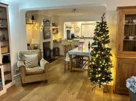 Spacious home near the Marinas with ample parking