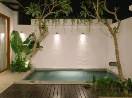 Uma Asri Beach Villa