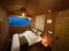 Woodbee Resort, отель в городе Pooppara